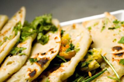 Thepla Unwrapped: India’s Savory Flatbread Delight Explained