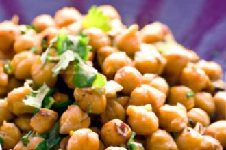 Moroccan Spiced Chickpeas: A Flavorful Twist to Legumes