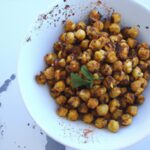 Crunchy Zaatar Roasted Chickpeas: A Flavorful Snack Twist